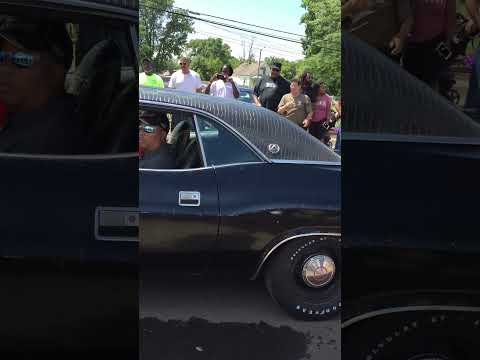 BLACK GHOST Challenger - First time starting up in Public (2017)