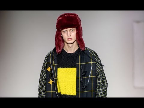 PAUL SMITH Fall 2019 2020 Menswear Paris - Fashion Channel