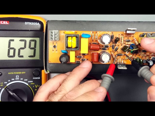 Vídeo relacionado con Multímetro Digital Profesional, Tester Eléctrico con Pantalla Retroiluminada, Medición AC/DC de Voltaje y Corriente, Continuidad, Diodos y Transistores HFE, Funda protectora