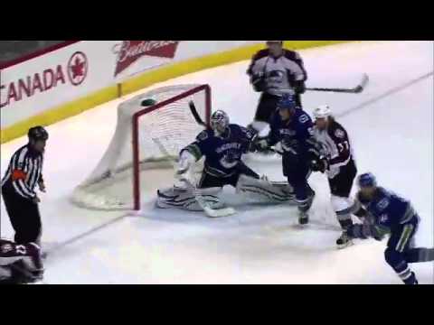 Vancouver Canucks vs Colorado Avalanche Game Highlights December 6th 2011
