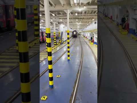 Fährverladung des Intercity Notte in Villa San Giovanni