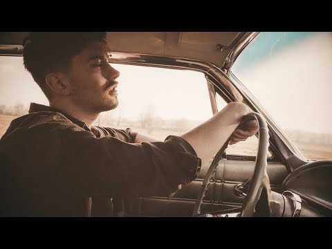 Dustin Bird - Broke and Lonely (Lyric Video)