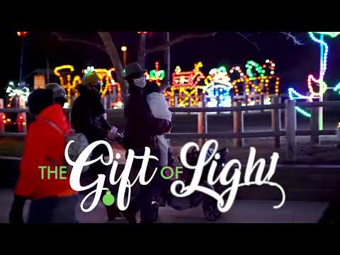 The Gift of Lights Returns to the Zoo
