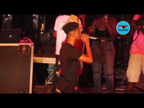 M.anifest performs with Kwesi Arthur at M.anifestivities