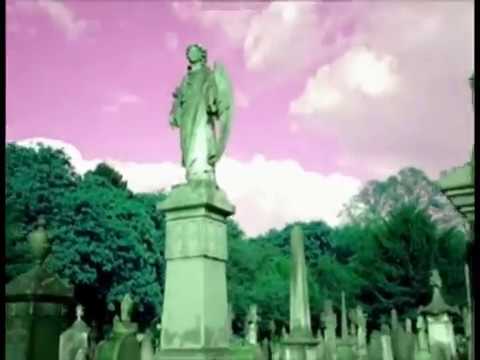 The Smiths - Cemetry Gates (Video)