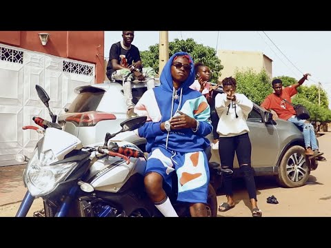 Lil Koro La Diva - Avertissement ( Clip Officiel )