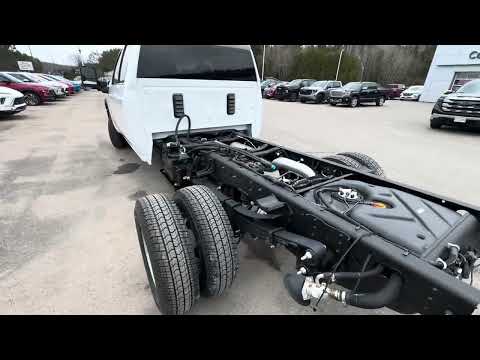 2026 GMC Sierra 3500HD CC 4WD Crew Cab 177" WB, 60" CA SLE in White for sale at Boyer Chevrolet Buick GMC Bancroft in Bancroft, ON