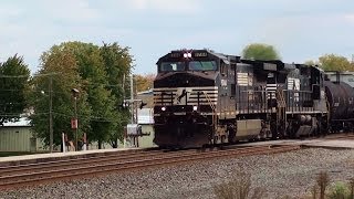 preview picture of video 'Amtrak, Norfolk Southern Kendalville Indiana'
