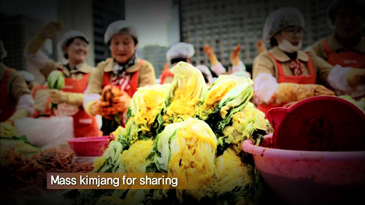 Kimjang, making and sharing kimchi in the Republic of Korea