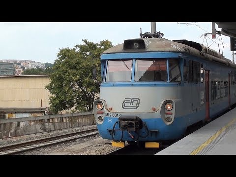 2013-08, Praha-Holešovice, ČD 371.201, ČD 452.001, ČD 122,037 s nákladním vlakem a další ...