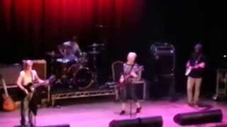 Throwing Muses with Tanya Donelly - Devil&#39;s Roof (Live)