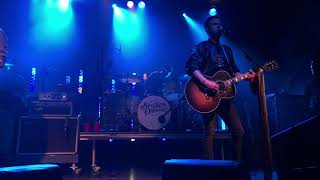 Brothers Osborne - Pushing Up Daisies