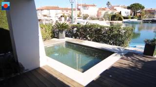 preview picture of video 'A vendre - PORT GRIMAUD - Appartement 2 pièces avec jardin, piscine et amarrage 12m (ref. A313-438)'