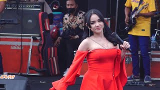 Download lagu JOKO TINGKIR - LALA WIDY FEAT OM' ADELLA LIVE LEMBANG BANDUNG| HAJATAN KHITAN ARJUNA TEH ITA PUNCLUT mp3