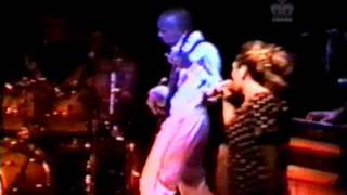 No Doubt - Live Glam Slam, LA 06.30.1993 - 10 - Blue In The Face