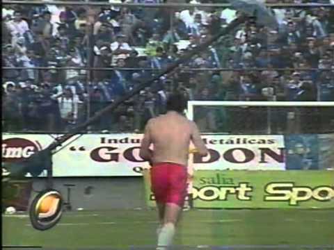 Marcelo Velazco - SD Aucas 3 - Emelec 0  2002