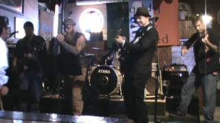 Paddy Whacked - The Auld Triangle