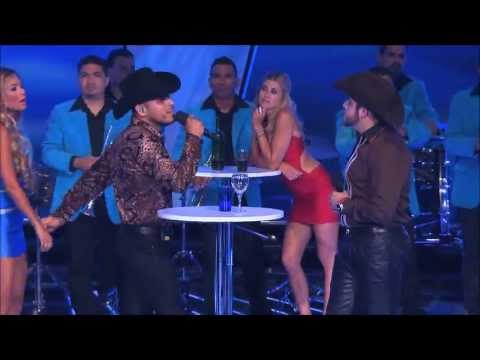 Espinoza Paz & Gerardo Ortiz - Te Pudiera Decir 2013 [Live]