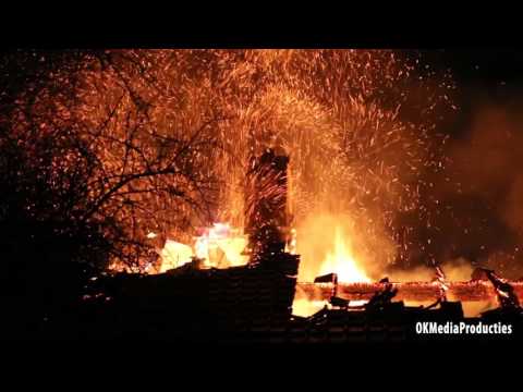 Woningbrand Elspeterweg Uddel 31-12-2015 - OKMediaProducties