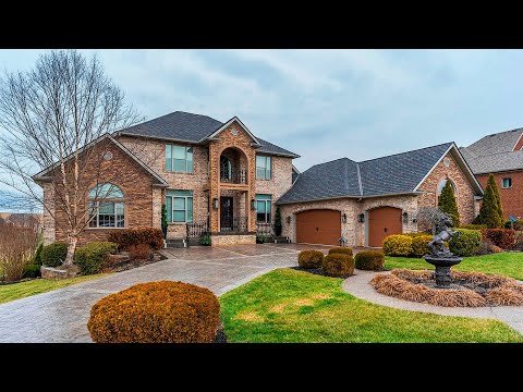 $1,199,000 luxury house tour in Kentucky. Expensive real estate in the USA.