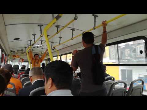 Jair y Mc Garroz  -  Freestyle en el bus
