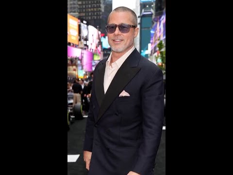 Brad Pitt says he's drinking after seven years sober