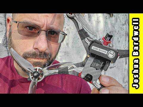 Rotor Riot vs. Ummagawd // Sub-250g 5" Grudge Match