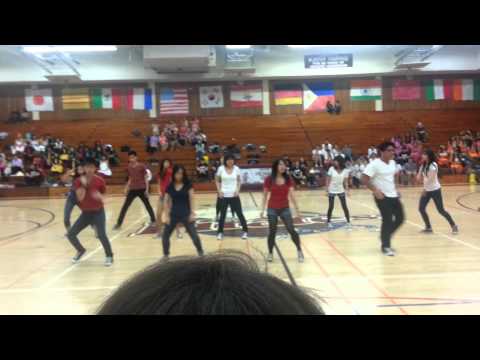 PHHS SXC Korean Club International Fair 2013