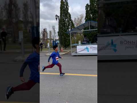Kid running for marathon #marathon #kids #21km #42km #runner