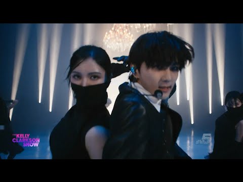 [60FPS] Bite Me - ENHYPEN @ 231019 The Kelly Clarkson Show