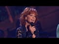 The Isaacs w/ Reba McEntire| What Child Is This?