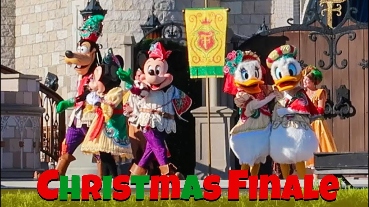 MyDisneyFix Mickey's Royal Friendship Faire Christmas Finale 2017