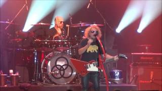 Sammy Hagar And The Circle - There&#39;s Only One Way To Rock - 11/12/2015