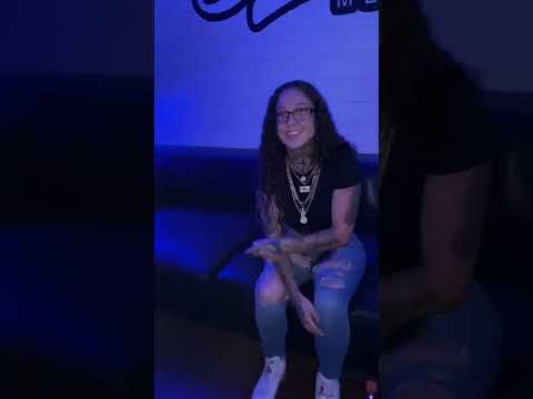 Browz and Cashedout Kari in the studio previewing new music.  👂🏼👂🏼