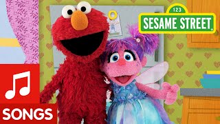 Sesame Street: Elmo and Abby&#39;s Valentine&#39;s Day Song