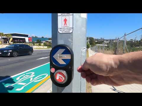 4K | Safe Cycling Showdown - Gold Coast, Australia - #4/4. Enable CC for commentary.