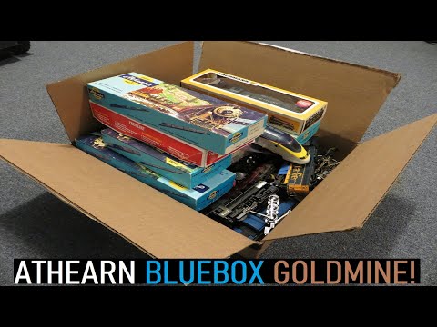 Huge HO Scale Locomotive Lot Unboxing (Athearn Goldmine)