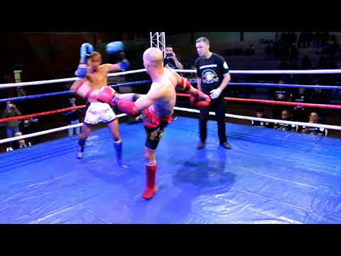 Iure Moreles (Carvalho Team) vs Robson Sousa (Fúria Thai)