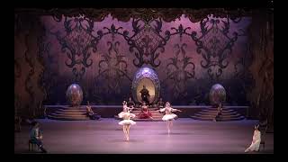 NUTCRACKER ACT 2 MIRLITONS MAINA GIELGUD PRODUCTION BALLET DE SANTIAGO AD CESAR MORALES