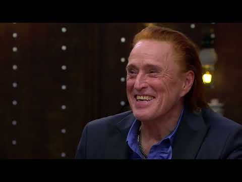 Jättiyllätys! Pete Parkkonen kääntää isoisänsä ranskankielisen laulun suomeksi – Soita vaan -biisiä