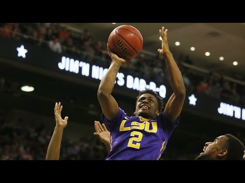 LSU's Antonio Blakeney Hammers A Man-Sized Dunk vs. Auburn | CampusInsiders