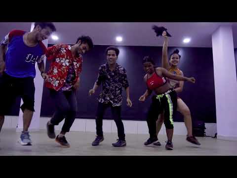 Makolongulu - BM ft. Eddy Kenzo | @guptanavneet32 | The Almighty