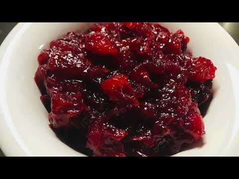 Make-Ahead Cranberry Sauce with Orange Zest 🍊
