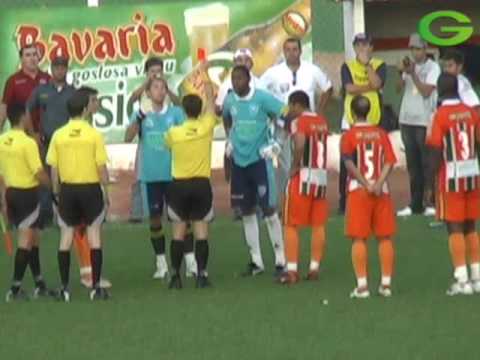 Pancadaria na final do Estadual de 2009 - Naviraiense x Ivinhema