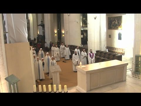 Office du milieu du jour du 25 avril 2014