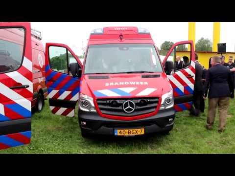 Nieuwe boot en waterongevallenwagen voor brandweer Almere