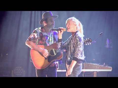Metric, Combat Baby (live acoustic), The Fillmore, San Francisco, October 7, 2022 (4K)