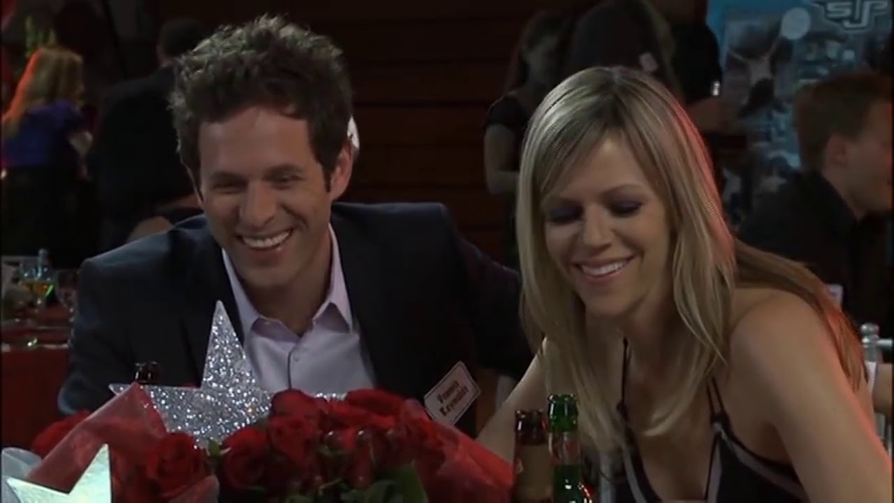 Scenes Too Funny For Always Sunny (Bloopers)