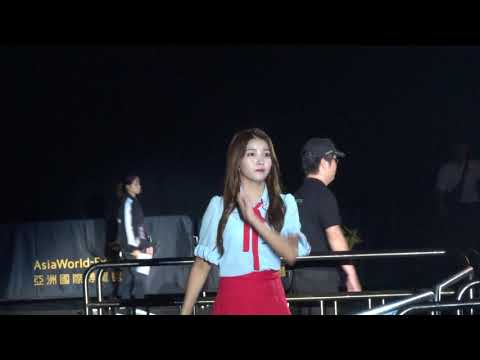 170716 GFriend Mini Concert in HK - Go down from stage Part 1