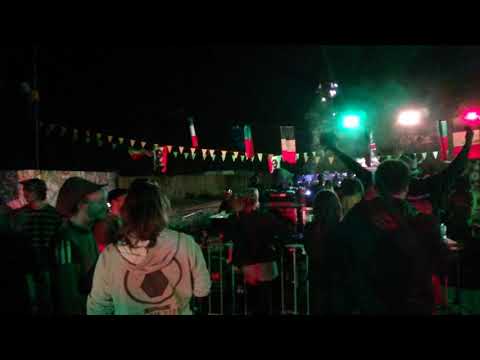 Reggaebus 2018 sunset session. Lion's Den sound system.